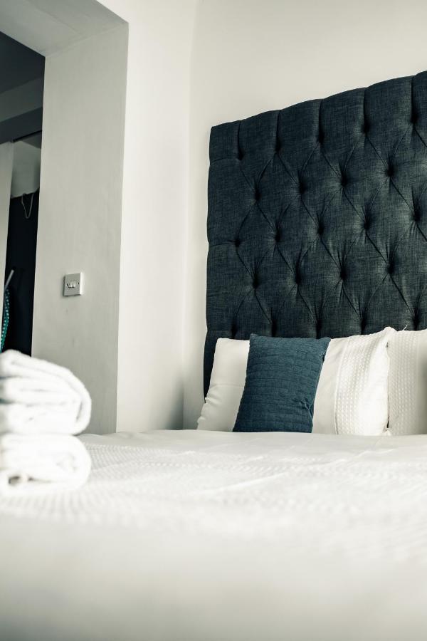 Dealhouse Apartments 10 ハダーズフィールド エクステリア 写真