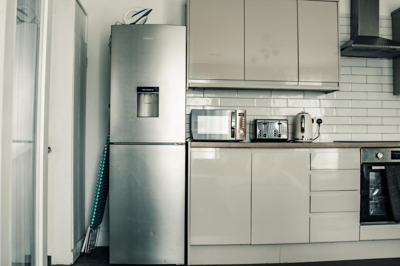 Dealhouse Apartments 10 ハダーズフィールド エクステリア 写真