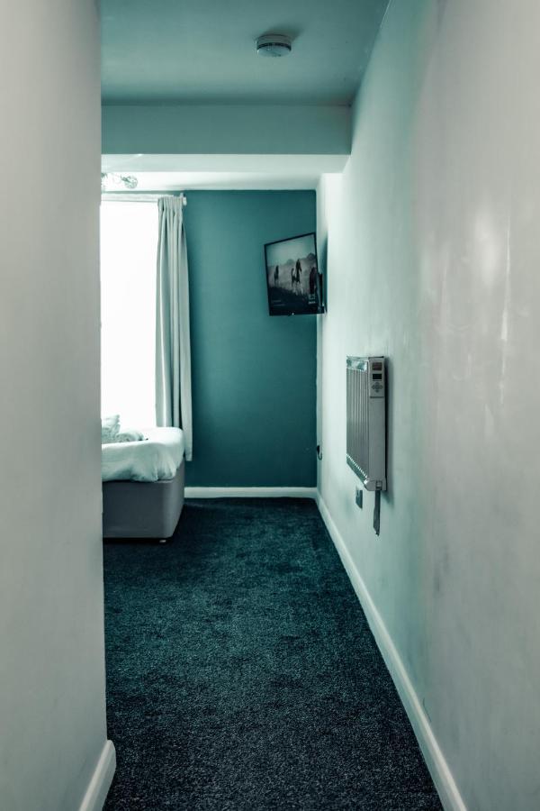 Dealhouse Apartments 10 ハダーズフィールド エクステリア 写真