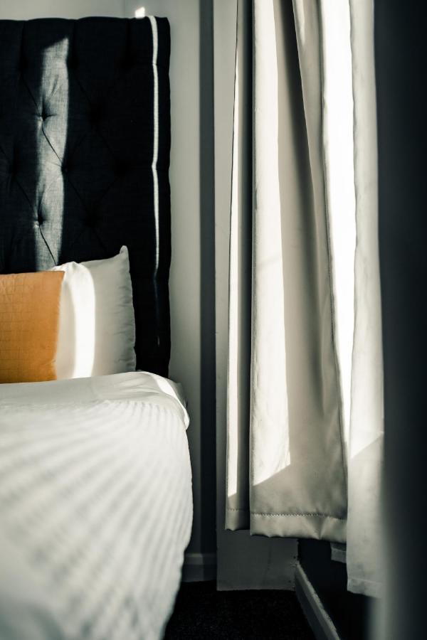 Dealhouse Apartments 10 ハダーズフィールド エクステリア 写真