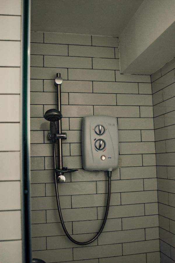 Dealhouse Apartments 10 ハダーズフィールド エクステリア 写真